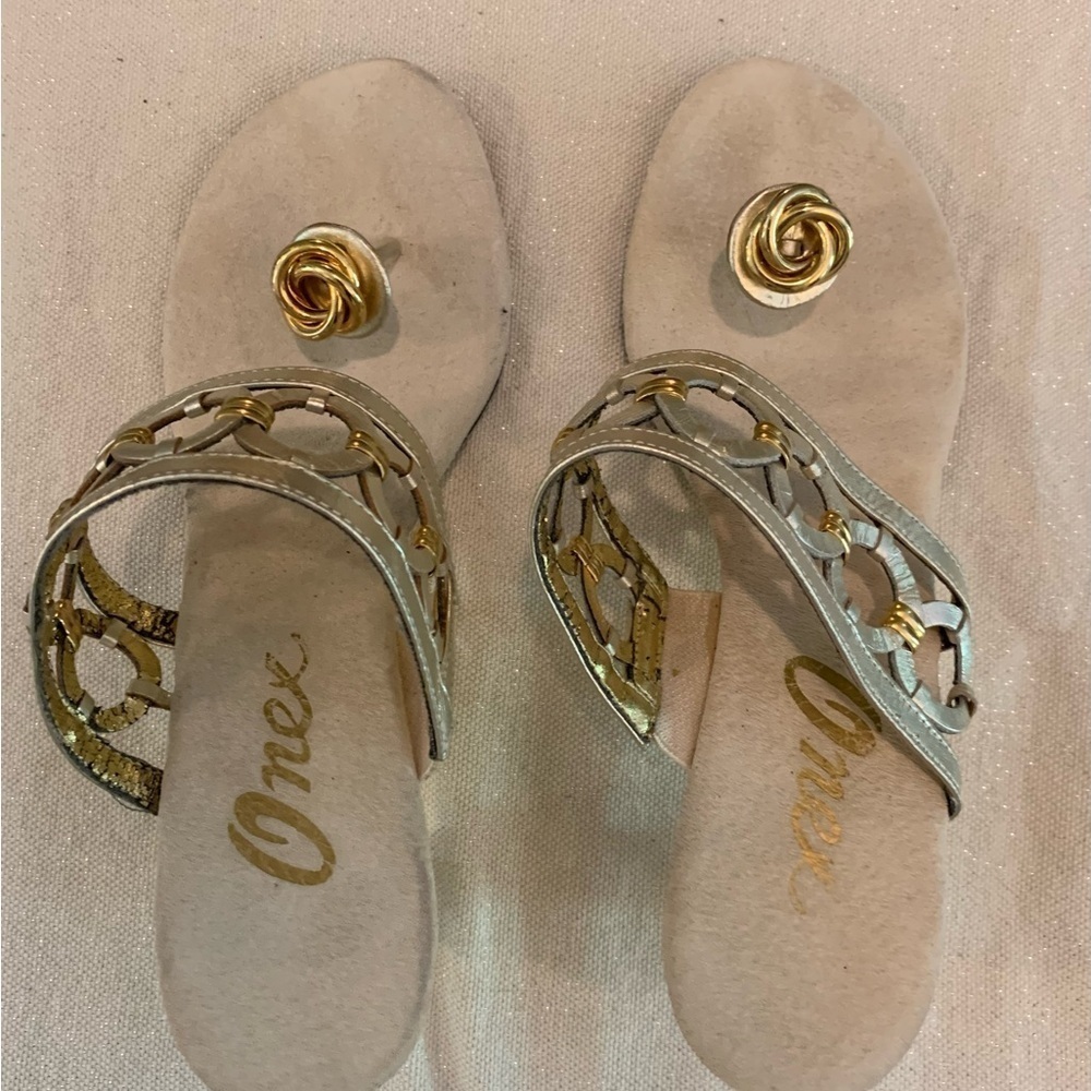 Onex Italian gold leather sandals, size 6